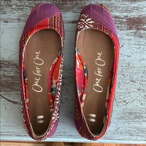 Tom’s Colorful Women's Flats